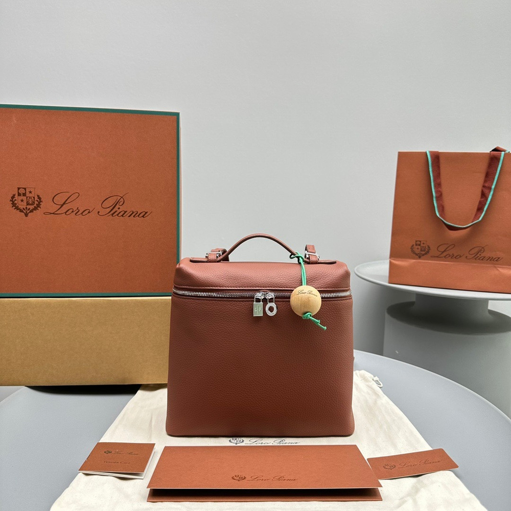 Loro Piana Extra Pocket Backpack L23.5