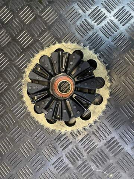 Ступица заднего колеса Yamaha FZ1 Fazer RN17