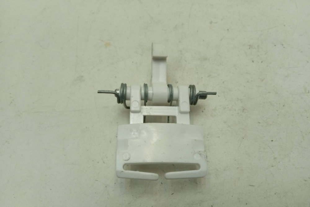 FLS105L кт164 Крючок люка для стиральной машины Ardo FLS105L б/у