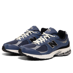 Кроссовки мужские NEW BALANCE 2002