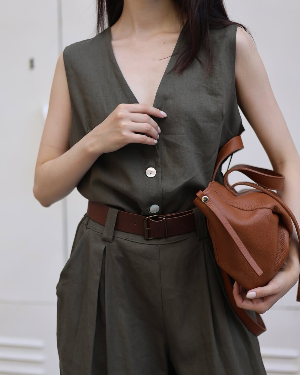 брюки изо льна с ремнём