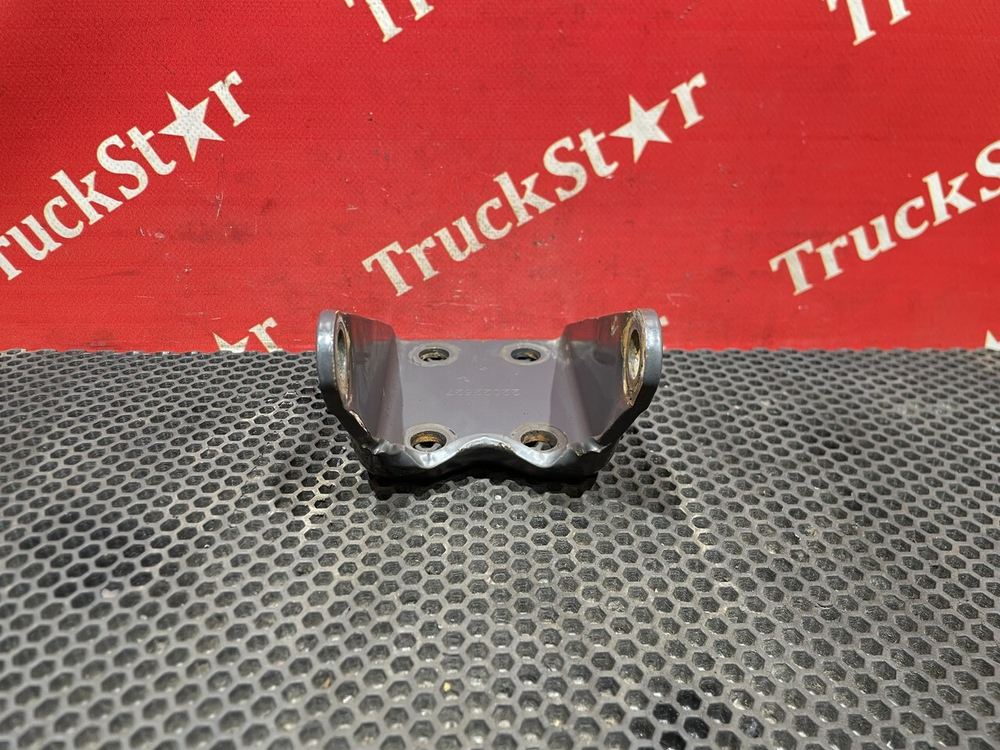 Кронштейн амортизатора заднего 2018г