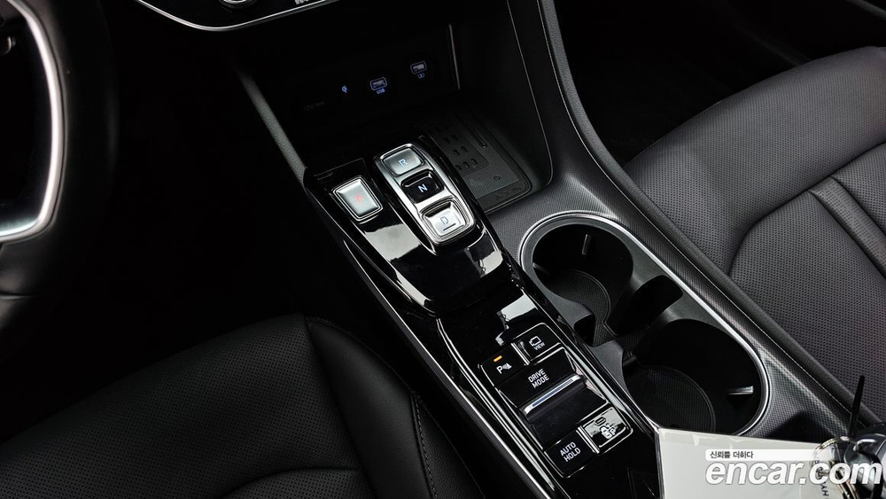 Hyundai Sonata (DN8) 2.0 (11.2019)