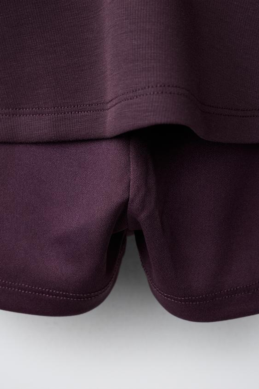 ZARA СПОРТИВНАЯ ЮБКА С ОТВОРОТОМ, БАКЛАЖАННЫЙ