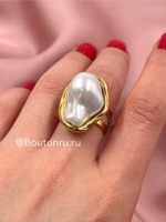Кольцо золотистое с крупным жемчугом