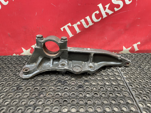 Кронштейн пневморессоры левый