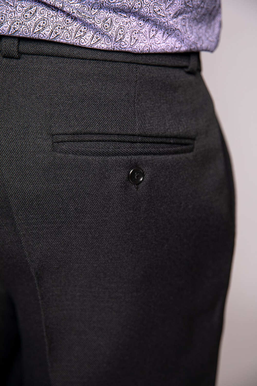 Брюки мужские чёрные демисезонные осенние весенние классические классика теплые шерстяные полушерсть костюмные офисные строгие деловые прямые 48 размер L XL