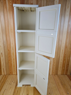 Шкаф высокий, с усиленными рёбрами жёсткости "УЮТ", 40,5х42х161,5 h, 2 дверцы. Цвет: Бежевый (Слоновая кость). Арт: Э-038-Б