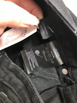 Джинсы модного кроя, маркировка 25, визуально на 40 размер