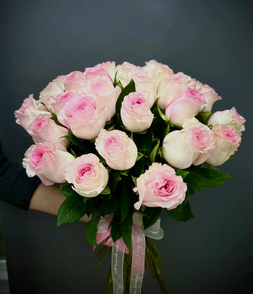 11 роз сорта Mandala