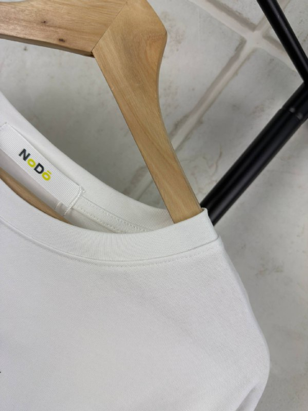 Футболка женская артикул 703 цвет "белый"