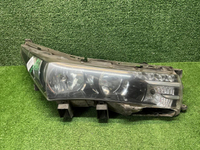 Фара правая Toyota Corolla E160 (12-16) галоген