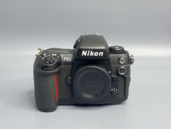 Nikon F100