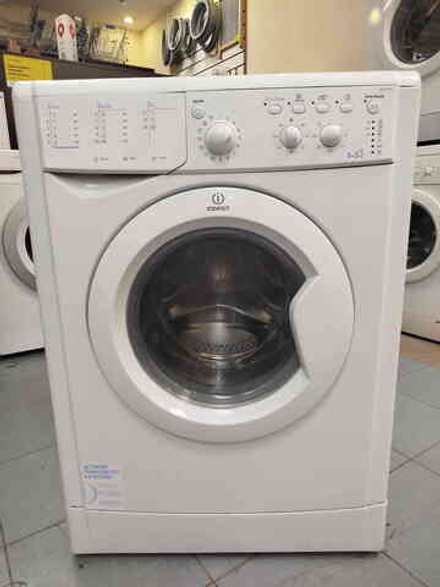 Стиральная машина Indesit IWDC 6105 с сушкой 6 кг б/у