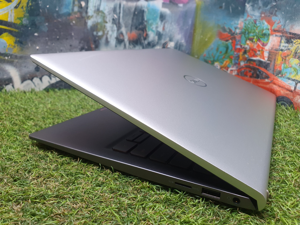 Ноутбук Dell Ryzen 5/8Gb/FHD/ Inspiron 5415
