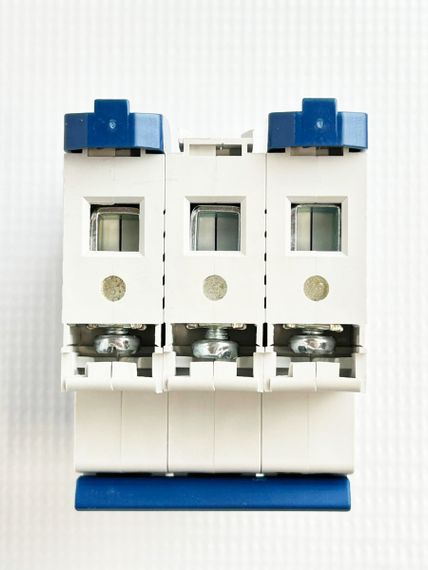 Автомат ZOTA Ev30-63N 3П 16А С ОЕМ 38615