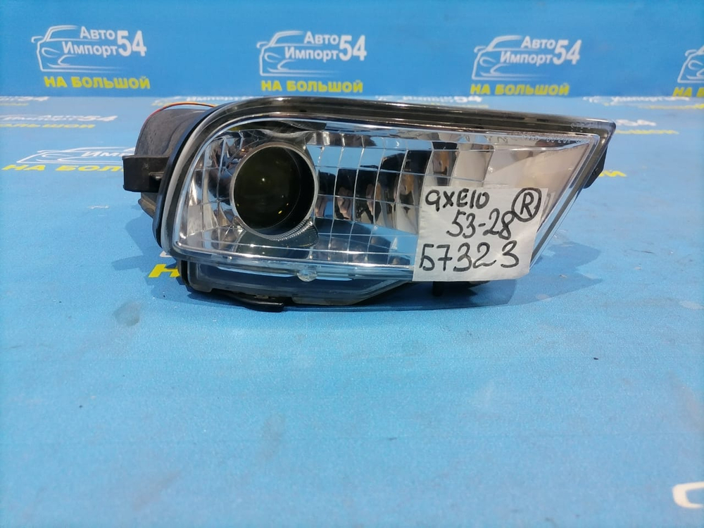 Туманка правая TOYOTA ALTEZZA 2001-2005