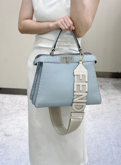 Fendi Peekaboo ISeeU Medium 33 cm