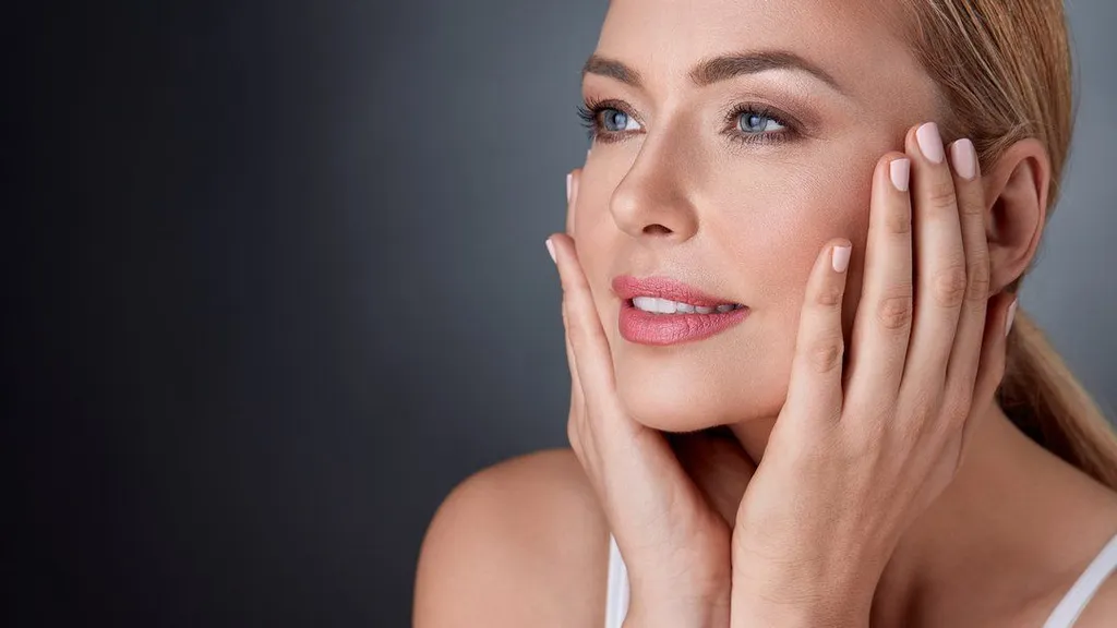 Как бороться с первыми признаками старения кожи: советы и лучшие средства