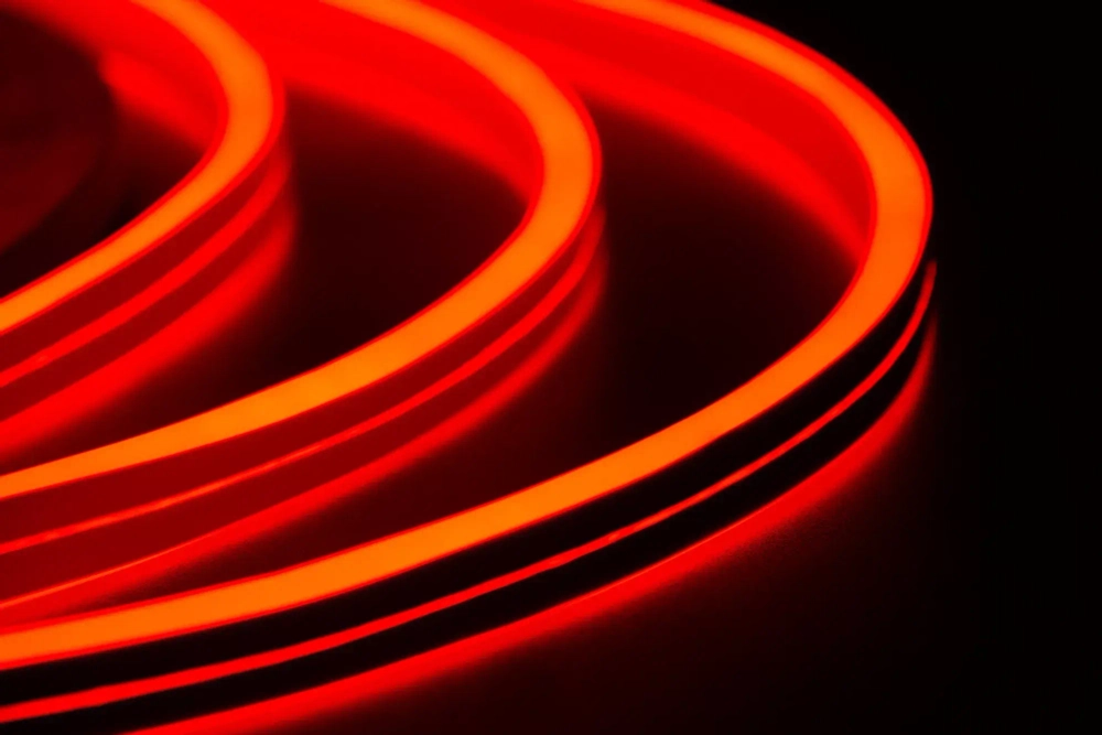 Неон гибкий двусторонний 8*16 мм., 220В, красные LED лампы 120 шт на 1 м, бухта 50 м, Teamprof (TPF-FX816D-120-220V-W/R)