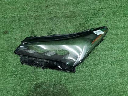 Стекло фары левое Lexus NX 1 (2014-2017) Full LED