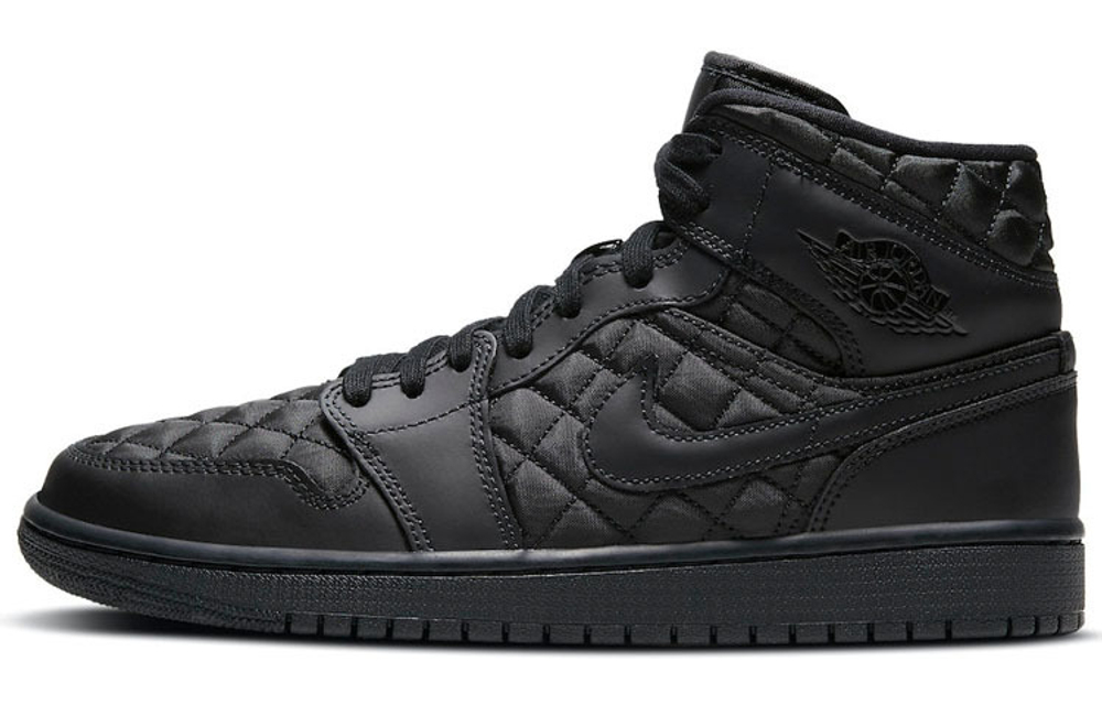 Кроссовки Jordan Air Jordan 1 Mid Se "Black Quilted" (Женская размерная сетка)