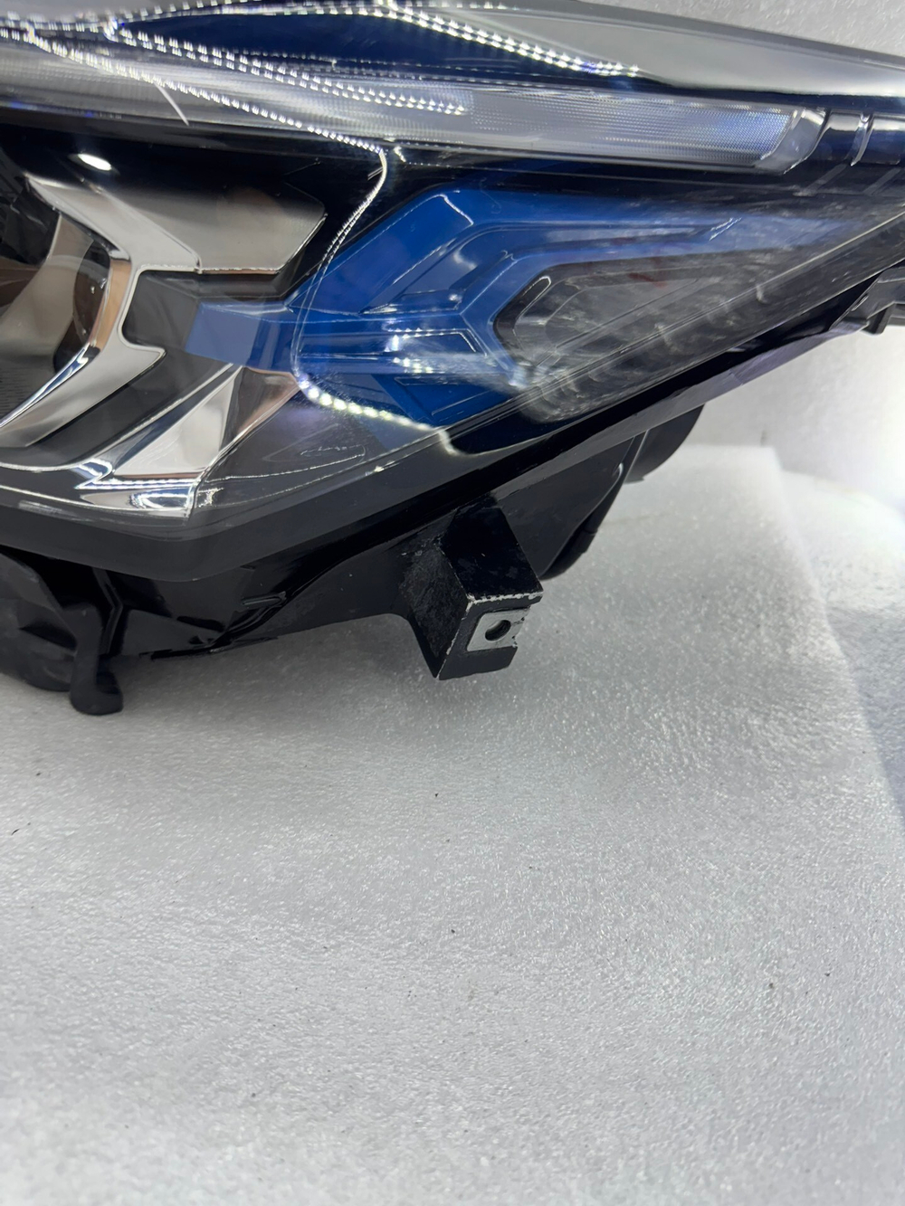 LED фара в сборе для Dongfeng Fengguang 580/Blue Electric E5 (, оригинал)