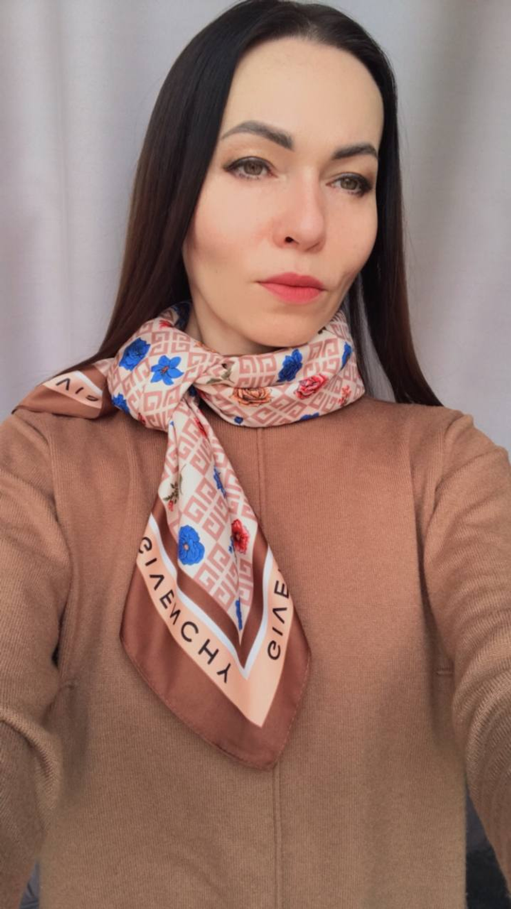 Платок женский Живанши