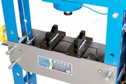 NORDBERG (N3651A) Гидравлический пресс, 50 т, пневмоуправление