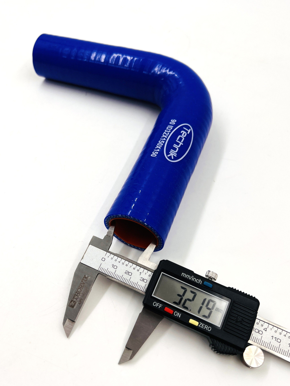 Патрубок угловой 90 размер 150х150хD32 мм 1 шт силикон