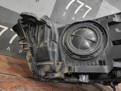 Фара правая LED Audi Q3 (F3) 18-нв Б/У Оригинал целая 83A941774