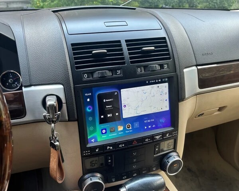 Магнитола для Volkswagen Touareg 1 2002-2010 (рамка с кнопками) - FarCar XXL9-7081F2 монитор 9.5" 2K QLED на Android 14, TS20, 8+256Гб, CarPlay, 4G SIM-слот