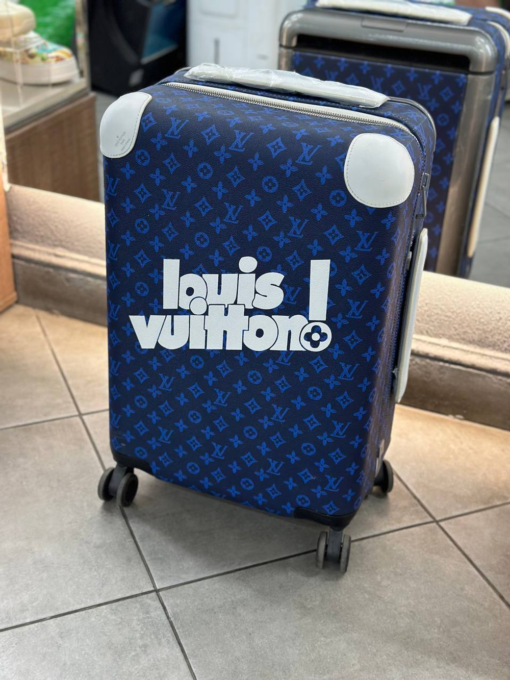 Чемодан Louis Vuitton