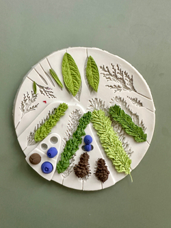 Молд силиконовый для лепки листьев "Гербарий №2 с ягодками и шишками" / Форма для мелких листьев эвкалипта / Молд для полимерной глины, мыла, воска