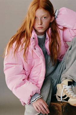 ZARA СТЕГАНАЯ КУРТКА С БЛЕСТЯЩЕЙ ОТДЕЛКОЙ, РОЗОВЫЙ