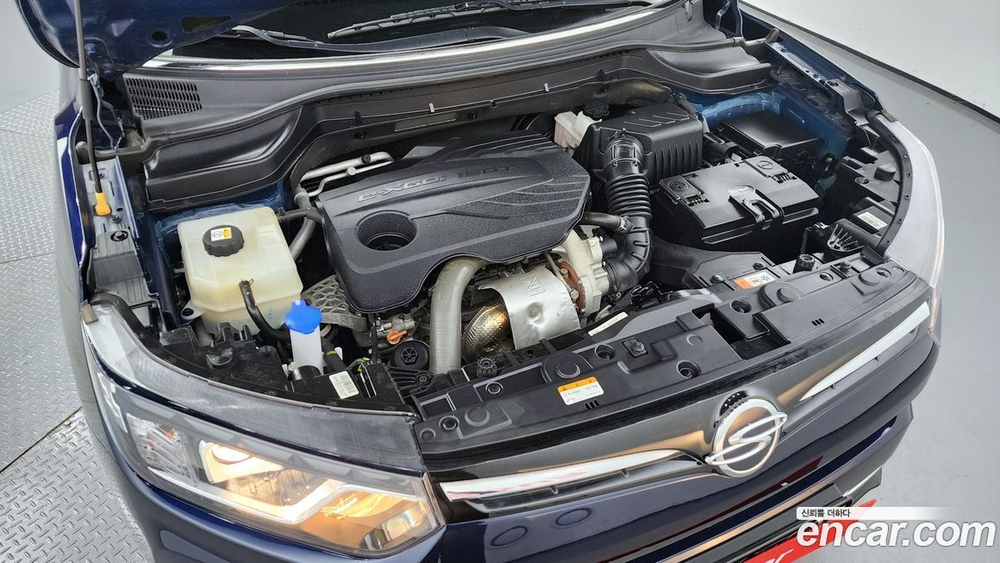 KG Mobility (Ssangyong) Very New Tivoli Бензин 1.5 2WD (12.2020)