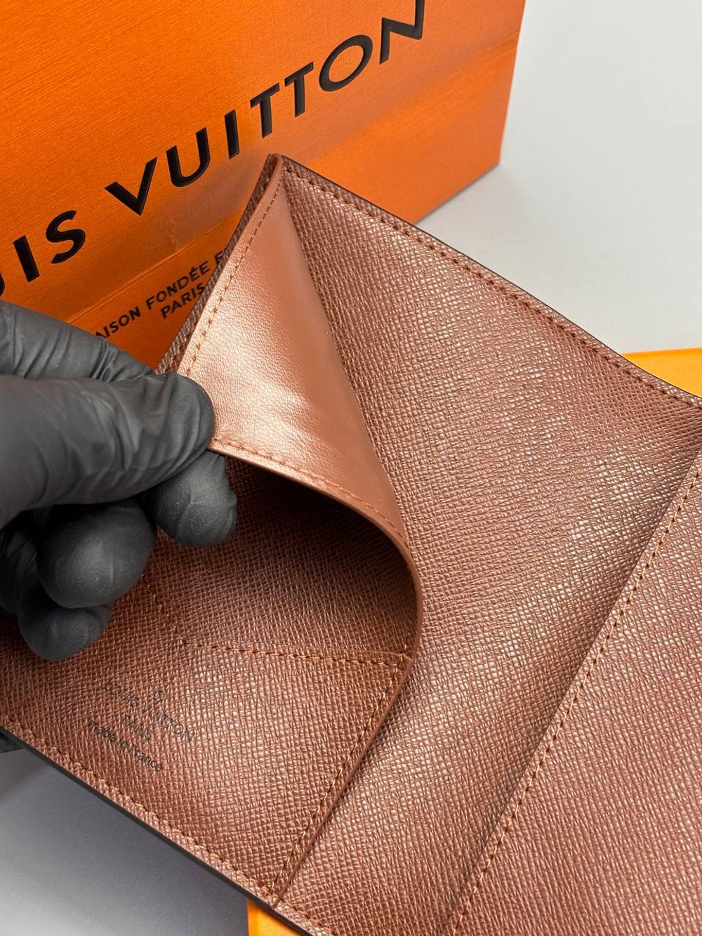 Обложка на паспорт Louis Vuitton