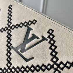 Louis Vuitton Zippy Wallet