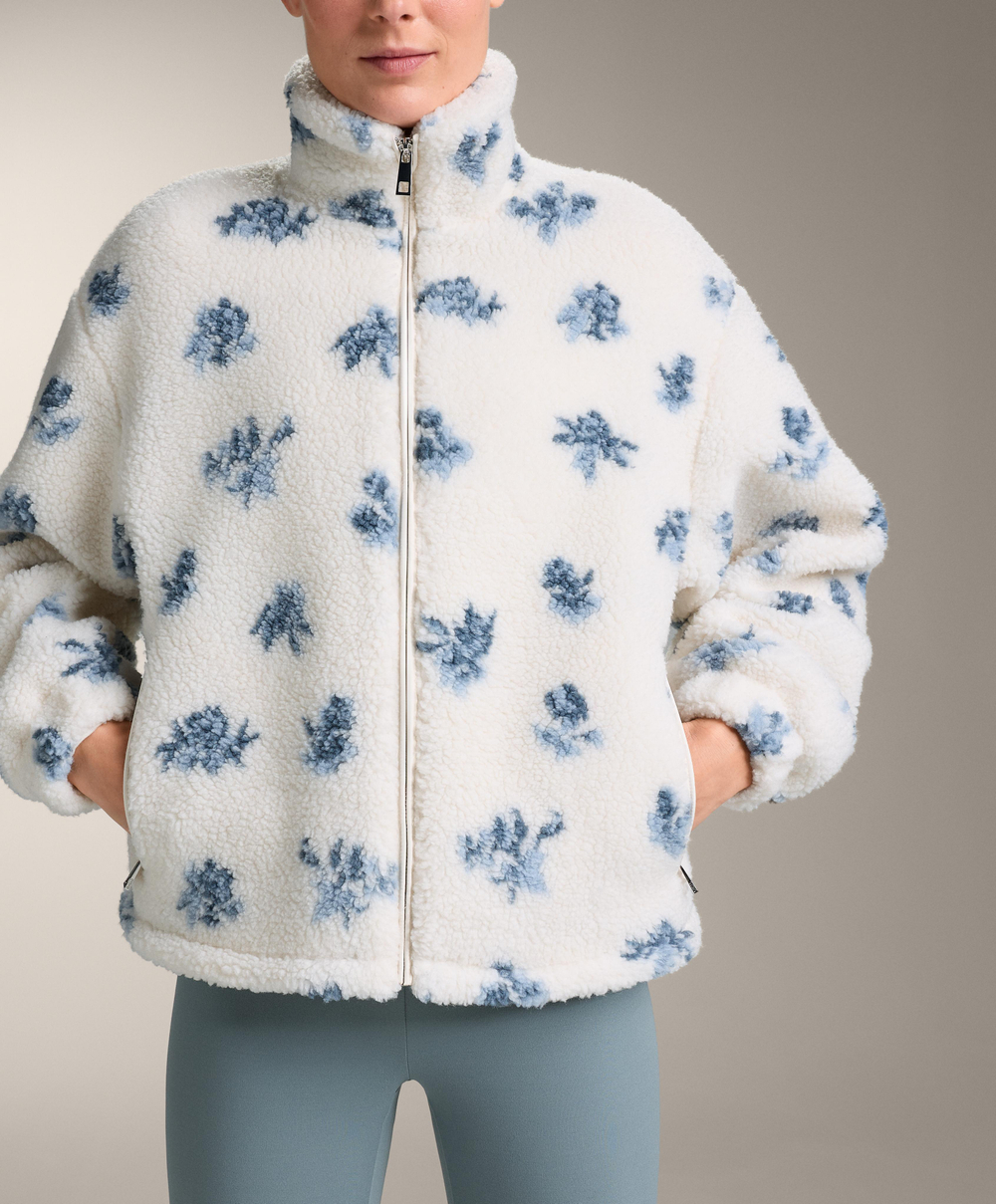 Oysho Куртка из искусственной овчины с цветочным принтом, голубой