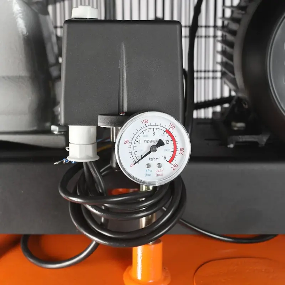 Компрессор поршневой ременной Patriot Remeza СБ 4/Ф-270 LB-50 В, 520306355