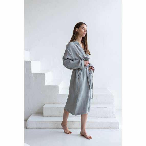 Халат из многослойного муслина серого цвета из коллекции essential, размер m