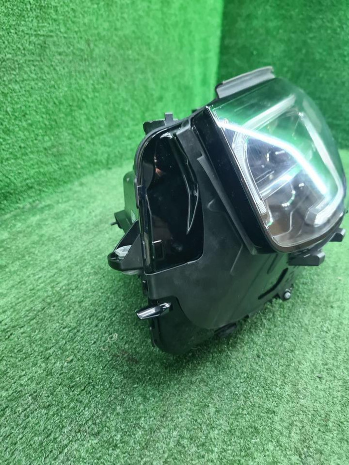 Фара левая Mercedes GLC X253 (2019-2022) LED