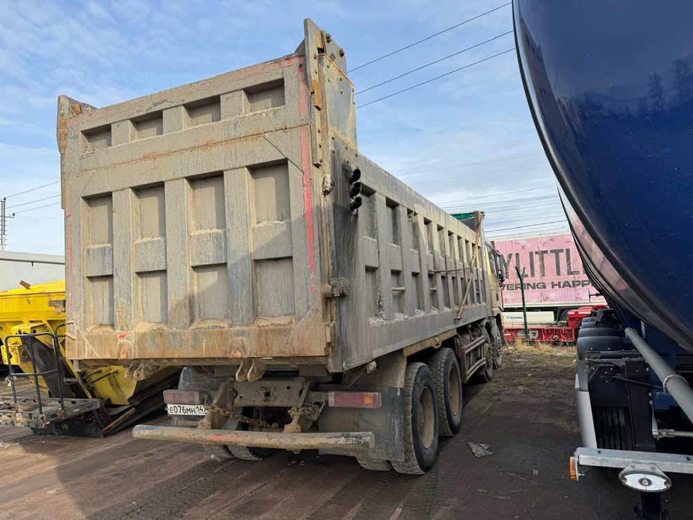 Shacman (Shaanxi) SX* 8x4 Самосвал SX33186V366 (Дизельный, 11,6 л, 423 л.с., МТ)