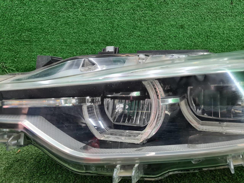 Битая Фара левая BMW 3er F30 (2015-2020) LED