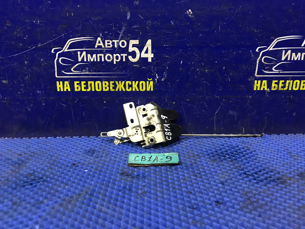 Замок багажника MITSUBISHI LANCER 1994