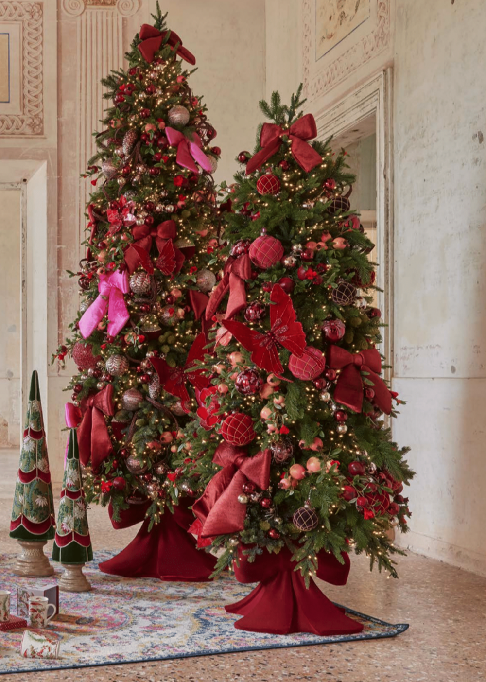 Елка LUXURY NEW 210 EDG