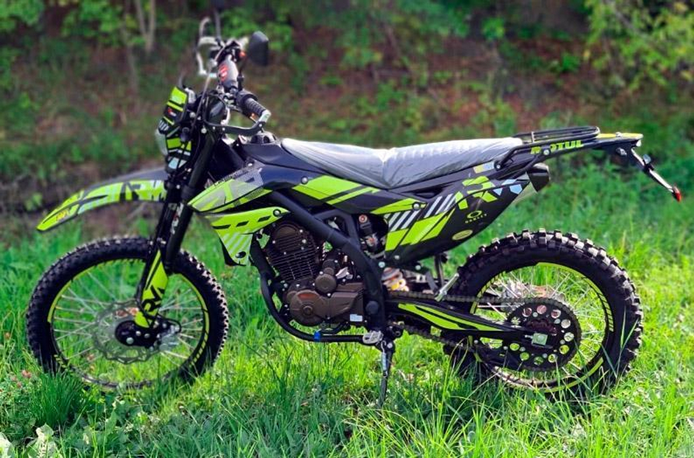 Мотоцикл эндуро Regulmoto Regulmoto ZR PR 4 valves 300cc ПТС (черный-желтый)