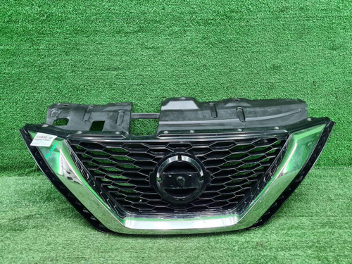 Решетка радиатора Nissan Qashqai 2 j11 (2017-2023)