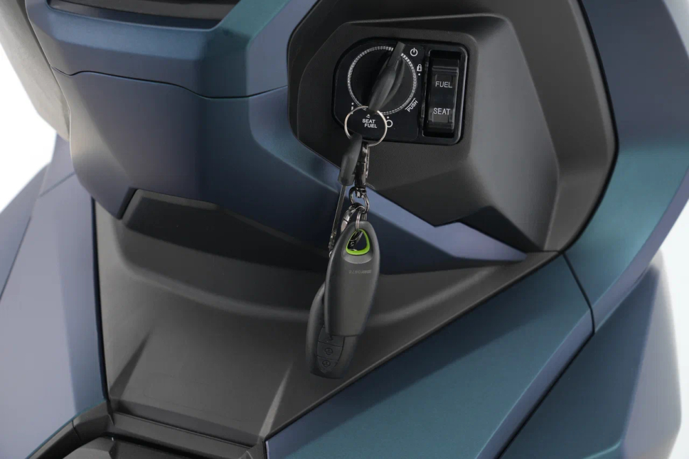 Скутер Gladiator GMAX