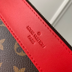 Louis Vuitton Pochette Voyage Souple